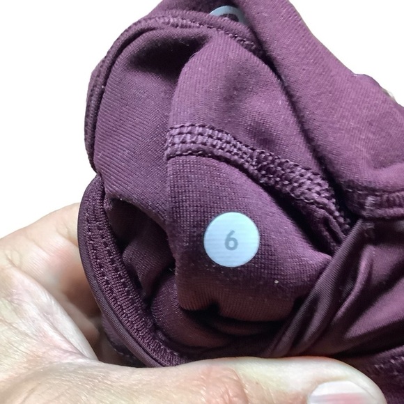 Lululemon Mesh Cut Out Maroon Tights Leggings Size 6 - Picture 3 of 8